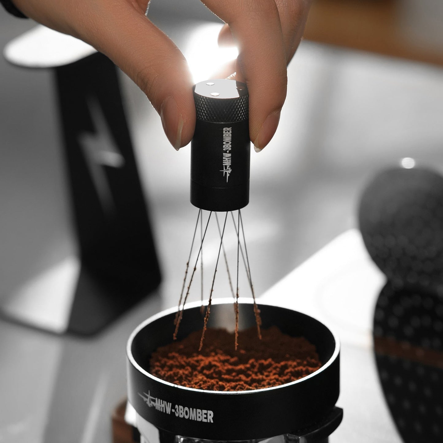 Coffee Cartel - MHW3 Bomber - Lightning Needle Distribution Tool - Version 2.0 - Black, Stainless Steel - T6126