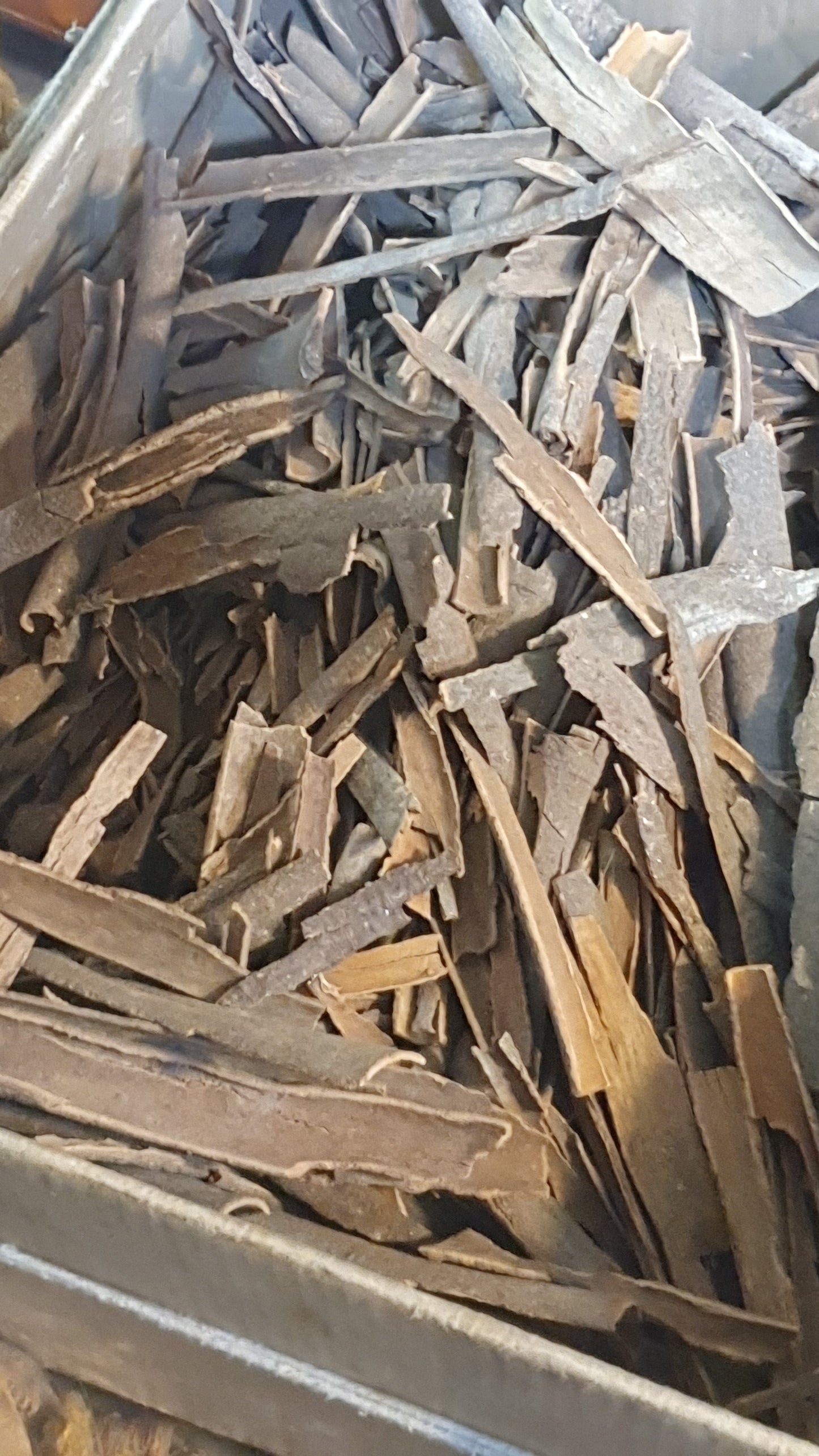 JB - Cinnamon Sticks - Broken Cassia - Daar Cheeni  - 1 KG -  دار چینی