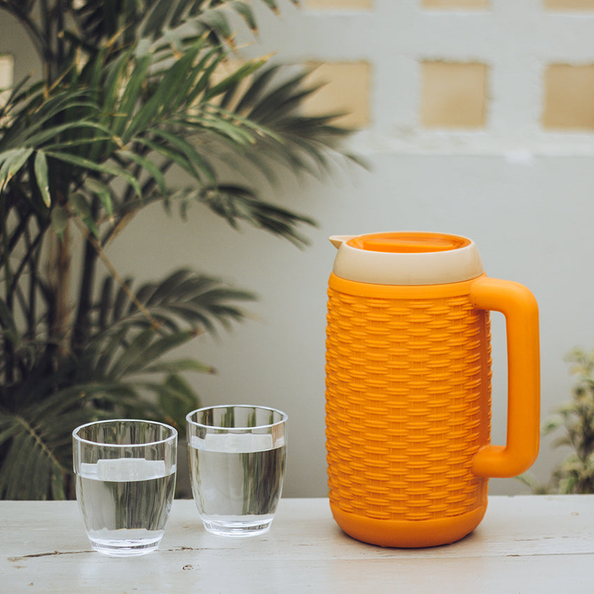 Super Cool Jug M-2 - (1.7Ltr) Lifestyle